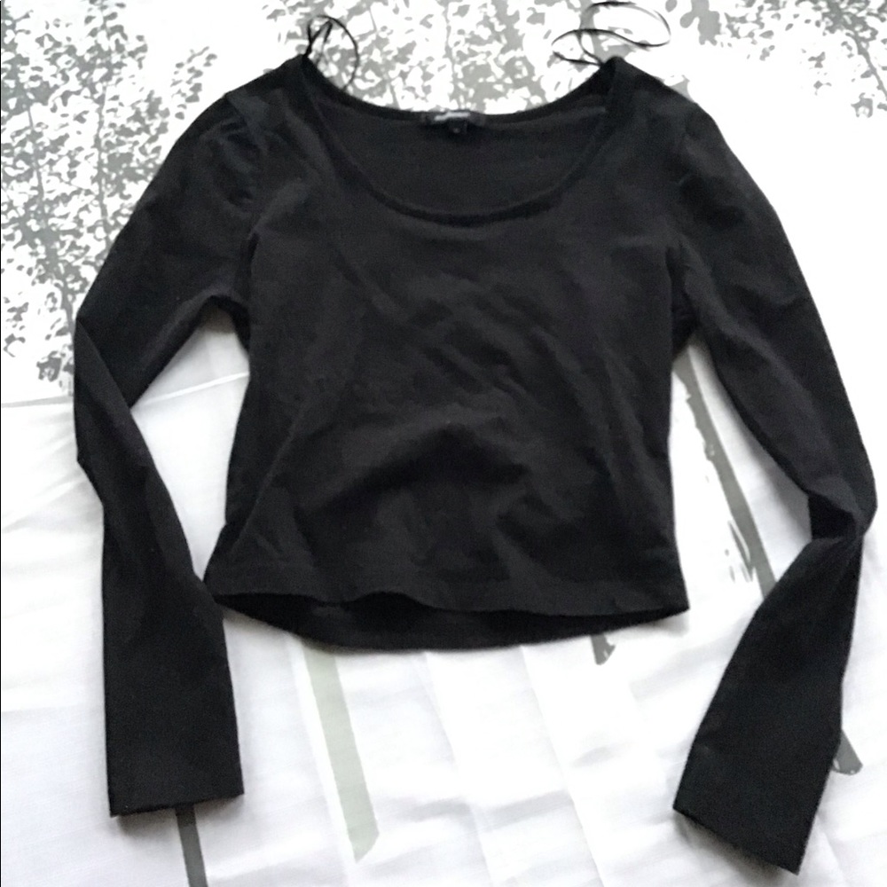 Black crop top long sleeve. Size medium.